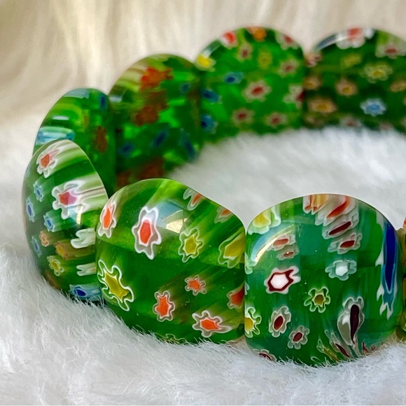 💎HOST PICK💎 MILLEFIORE Glass Stretch Bracelet In Green - Picture 4 of 11